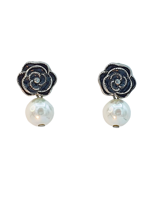 Pendientes gardenia negra y perla blanca