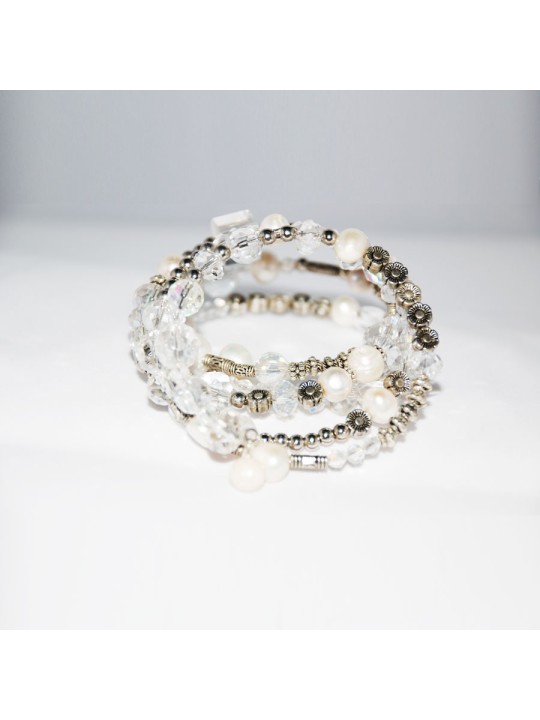 Pulsera sinfin de cristales transparentes y perlas